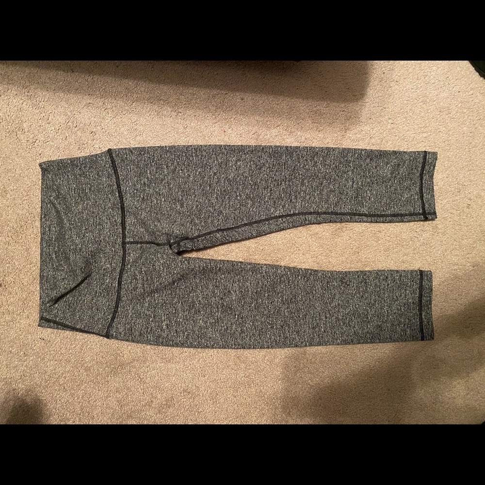Lululemon crop leggings